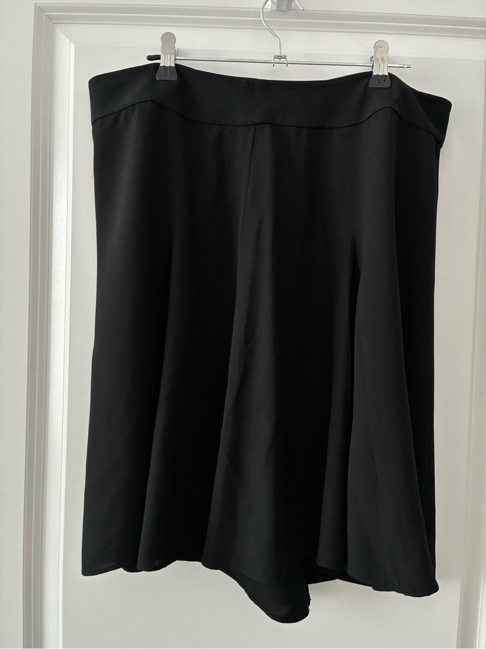 Eileen Fisher Size 14 100% Silk Lightweight Flared Skirt - Black